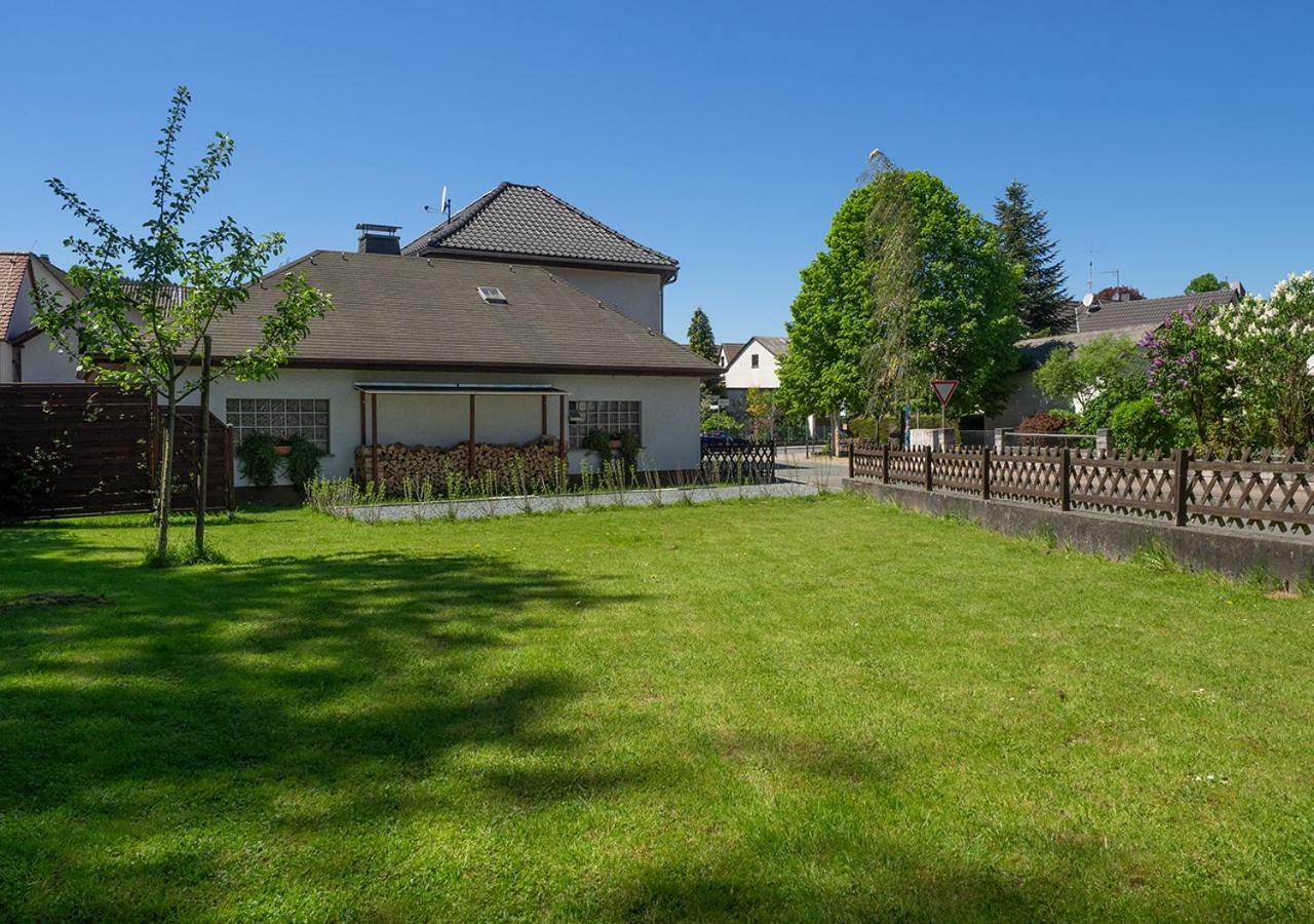 B&B Waldsolms Exterior photo